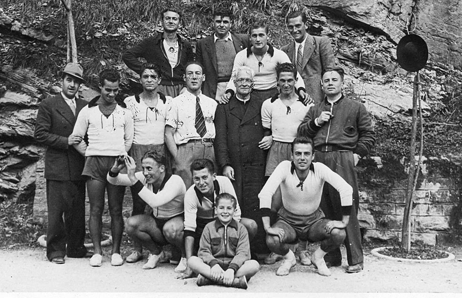 Ritiro-Cesena-precampionato-1941-42-a-Bagno-di-Romgna